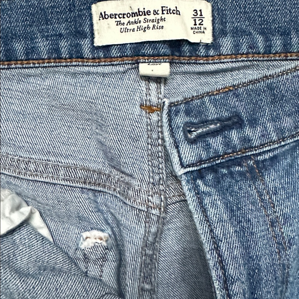 Abercrombie & Fitch Ankle Straight Ultra High Rise